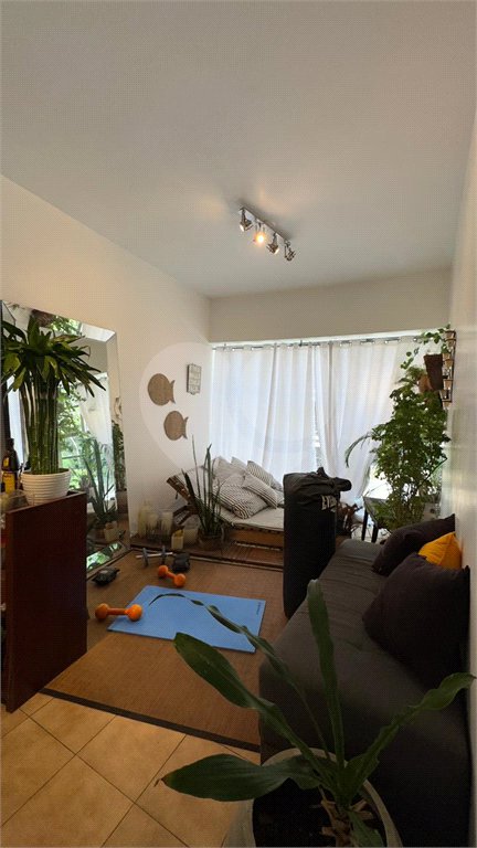 Apartamento à venda com 3 quartos, sendo 1 suíte, em Copacabana, Rio de Janeiro, RJ
