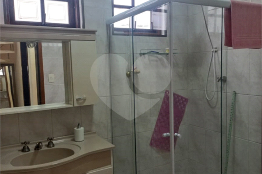 Casa à venda com 3 quartos, sendo 1 suíte, em Vila Rosalia, Guarulhos, SP