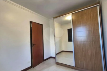 Apartamento à venda com 3 quartos, sendo 1 suíte, em Jardim das Vertentes, São Paulo, SP