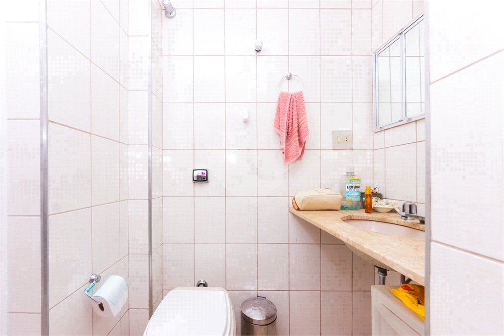 Apartamento à venda com 3 quartos, sendo 1 suíte, em Mirandópolis, São Paulo, SP
