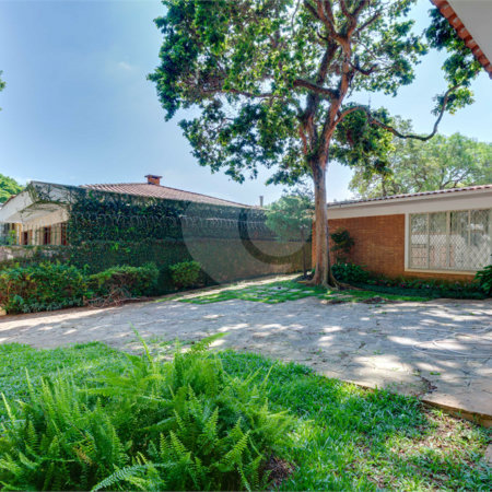 Casa à venda com 3 suítes em Alto da Boa Vista, São Paulo, SP