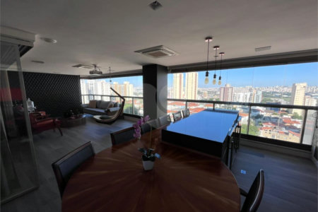 Apartamento à venda com 4 suítes em Santana, São Paulo, SP