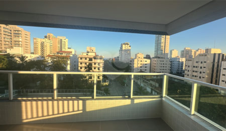 Apartamento à venda ou para alugar com 2 quartos, sendo 1 suíte,  em Enseada, Guarujá, SP