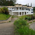 Casa à venda com 4 suítes no condomínio Suíça da Cantareira, Mairiporã - SP
