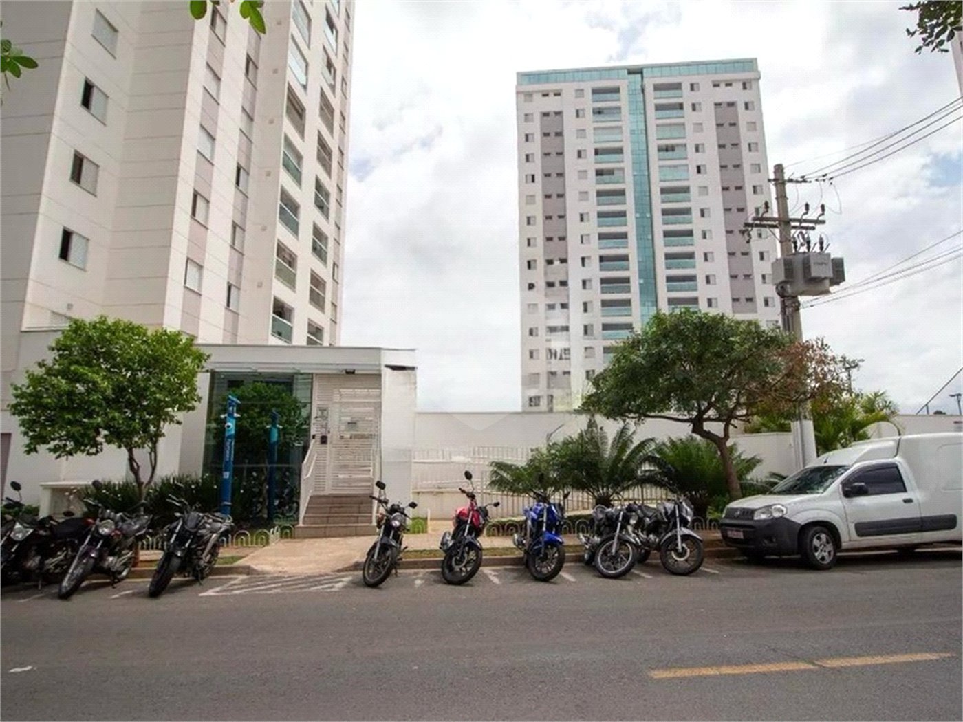 Apartamento à venda com 3 quartos, sendo 1 suíte, em Parque Campolim, Sorocaba, SP
