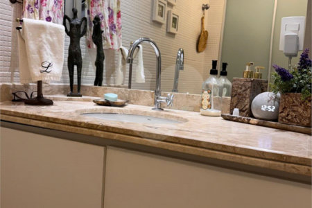 Apartamento à venda com 3 quartos, sendo 1 suíte, em Indianópolis, São Paulo, SP