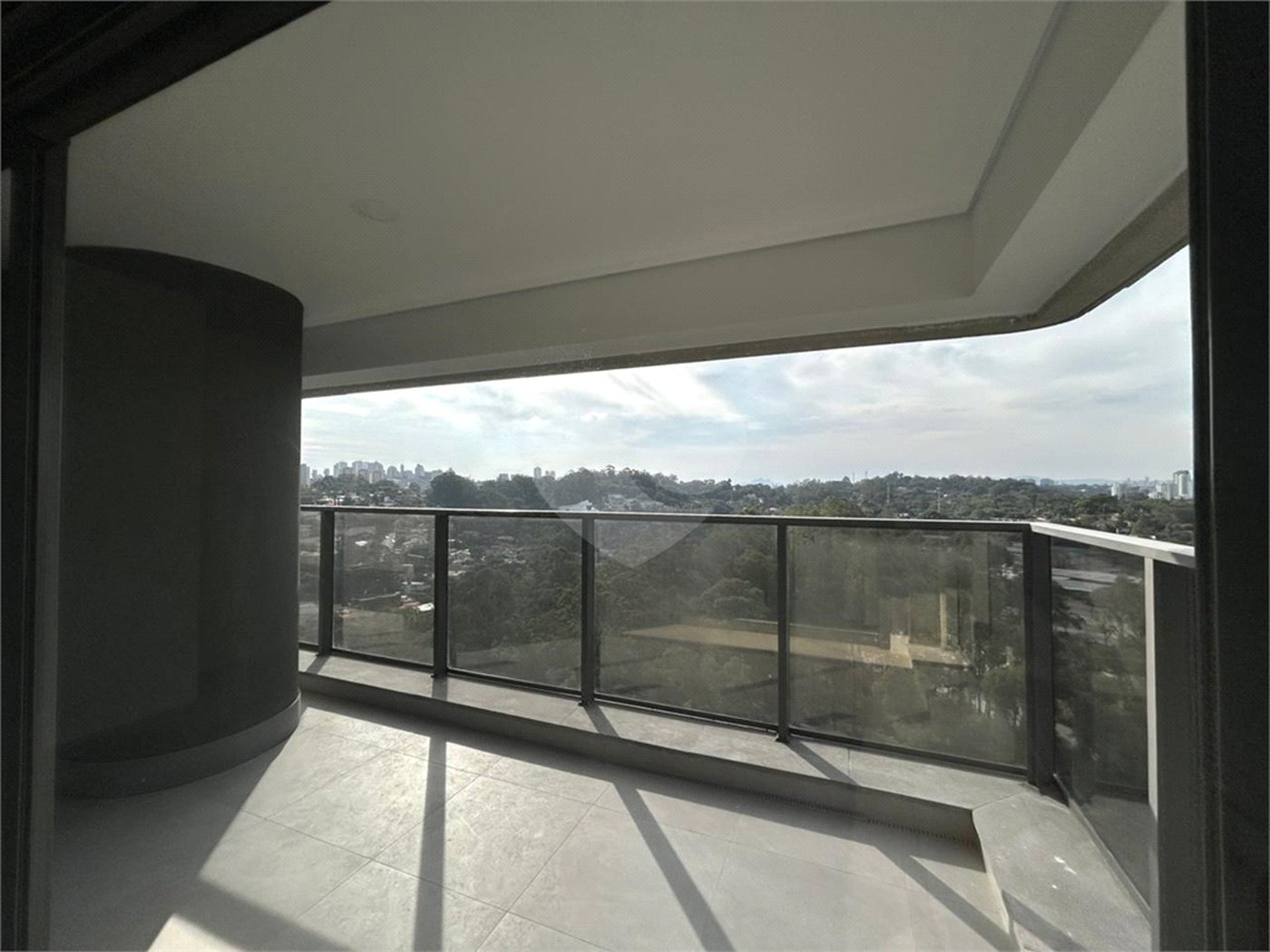 Apartamento à venda com 3 suítes em Panamby, São Paulo, SP