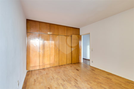 Apartamento à venda com 4 quartos, sendo 1 suíte, em Chácara Santo Antônio, São Paulo, SP