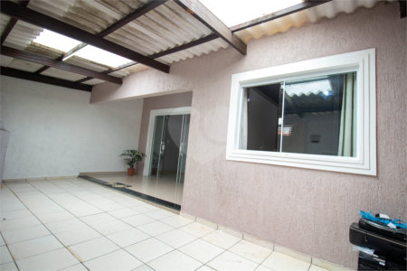 Casa Térrea à venda com 4 quartos, sendo 1 suíte, em Nova Mairinque, Mairinque, SP