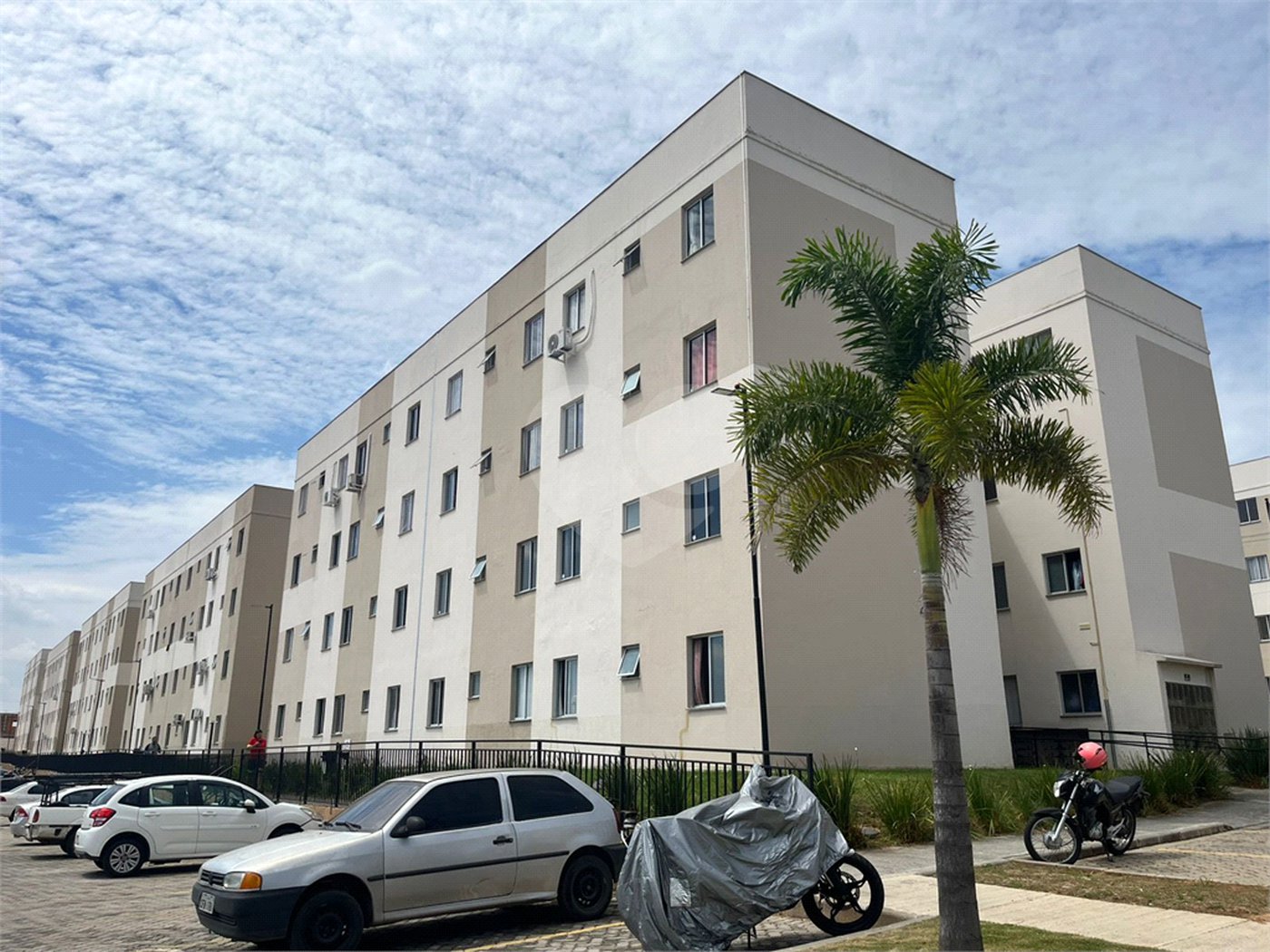Apartamento à venda com 2 quartos em Residencial Parque Laguna, Salto, SP