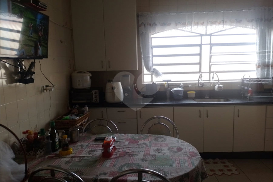 Sobrado à venda com 3 quartos, sendo 1 suíte,  em Tremembé, São Paulo, SP