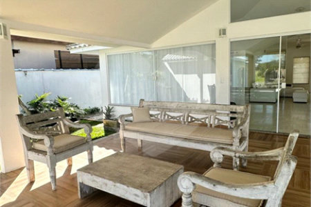 Casa à venda com 3 quartos, sendo 2 suítes, em Marina, Armação dos Búzios, RJ