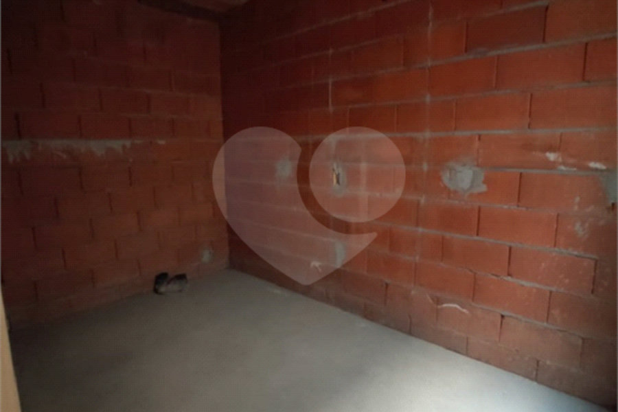 Casa para alugar com 1 quarto no condomínio Residencial Nivi, São Paulo - SP