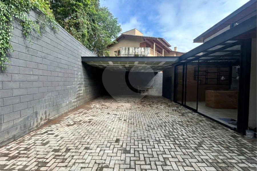 Casa à venda com 4 suítes no condomínio Residencial Bosque da Serra, Mairiporã - SP