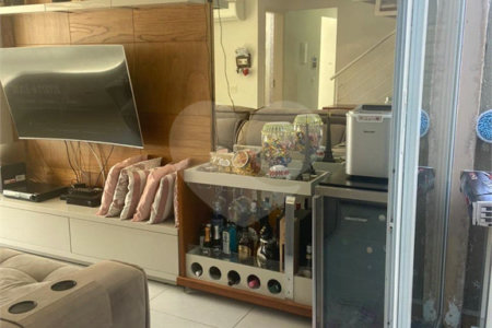 Casa à venda com 3 quartos, sendo 1 suíte,  no condomínio Vida, Mogi das Cruzes - SP