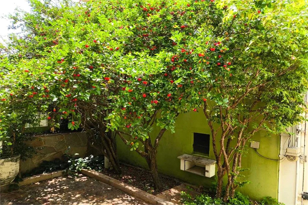 Casa à venda com 5 quartos, sendo 3 suítes, em Brooklin Paulista, São Paulo, SP