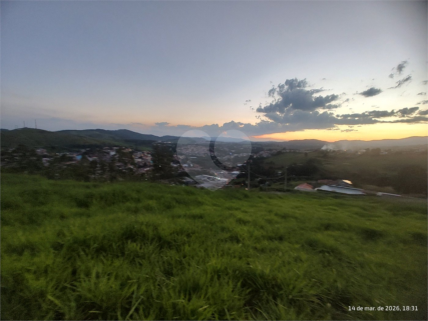 Terreno à venda no condomínio Paraíso da Montanha, Piracaia - SP