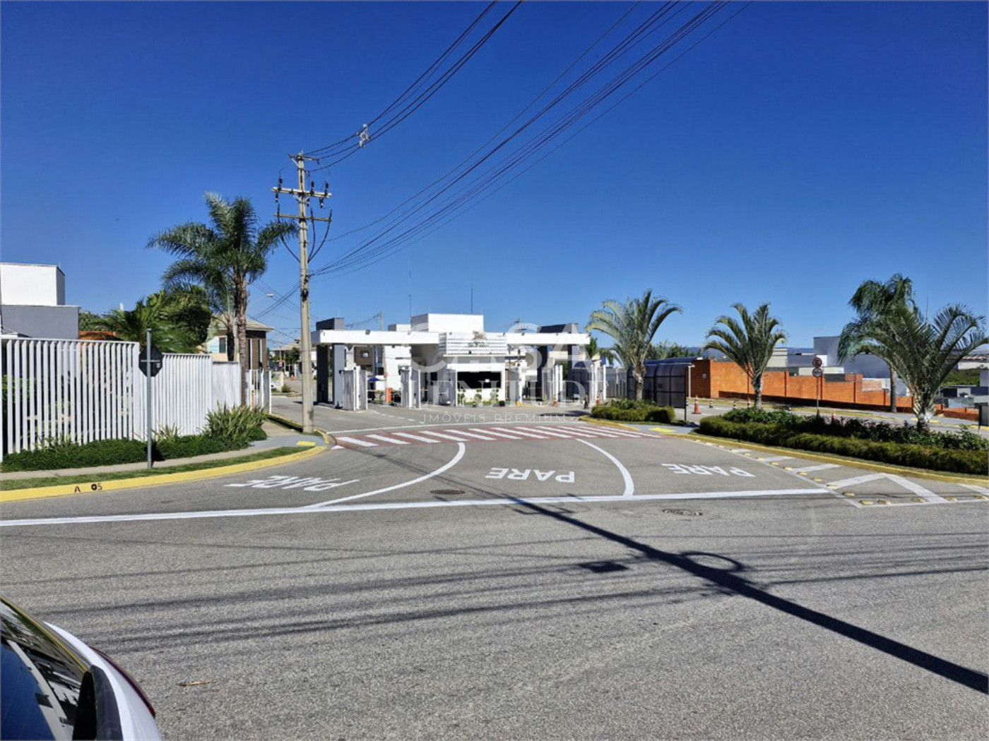 Casa em condomínio à venda com 3 quartos, sendo 1 suíte,  em Cajuru do Sul, Sorocaba, SP