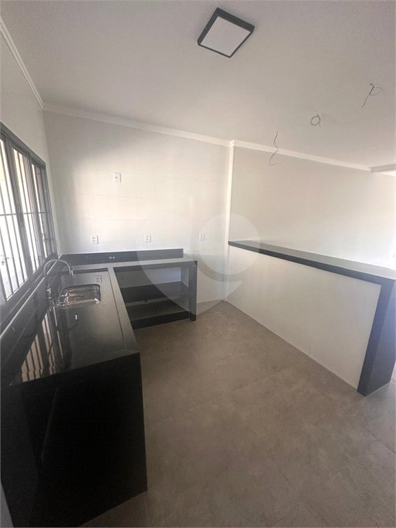 Casa à venda com 4 quartos em Vila Cidade Industrial (vila Xavier), Araraquara, SP