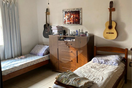 Chácara à venda com 3 quartos, sendo 1 suíte, em Loteamento Village, Serra Negra, SP