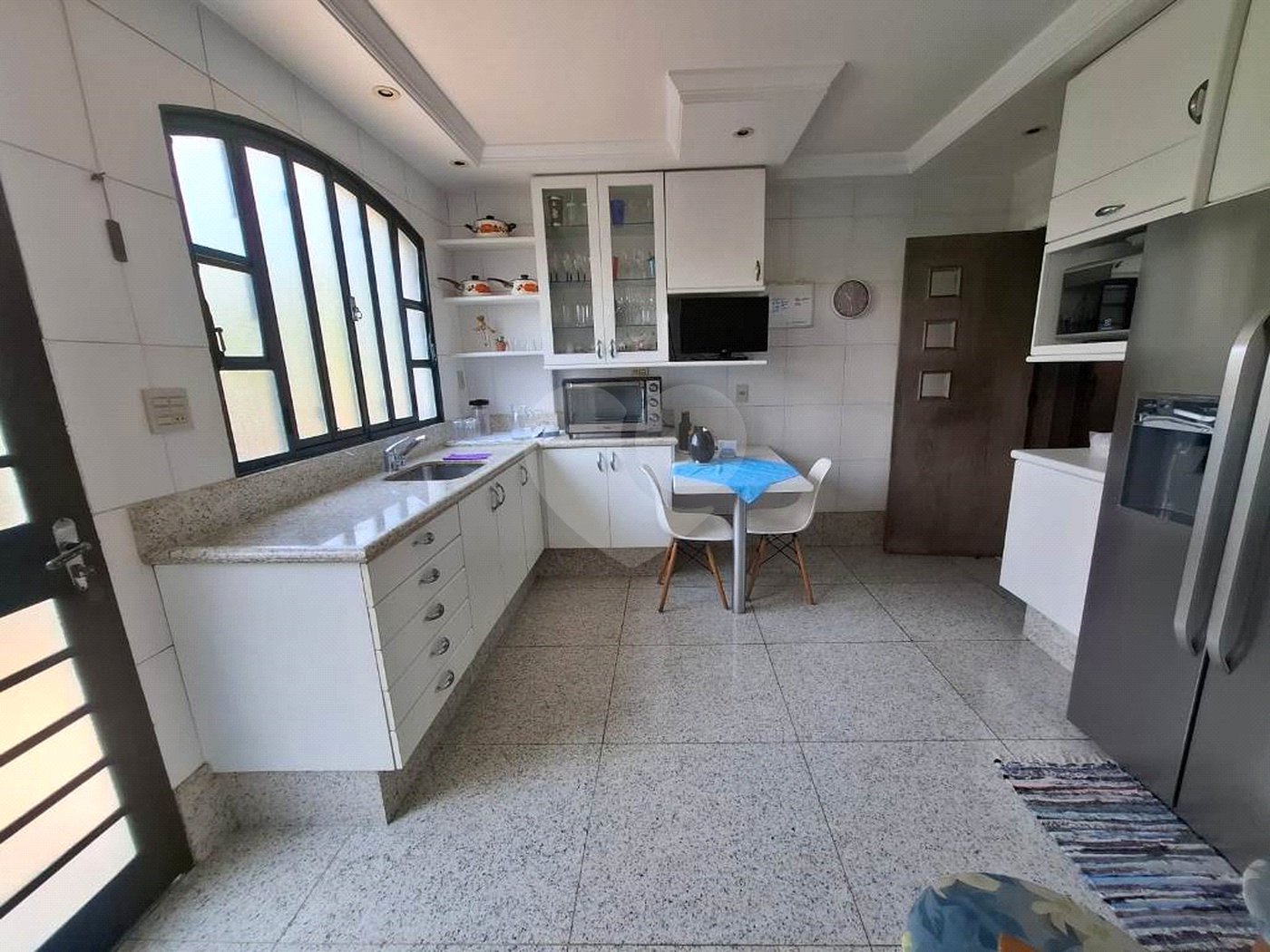 Casa à venda com 5 quartos, sendo 3 suítes,  em Alto da Boa Vista, São Paulo, SP