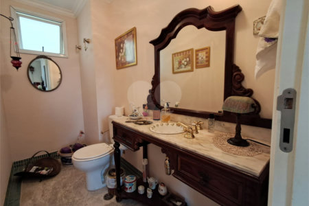 Apartamento à venda com 2 suítes em Vila Romana, São Paulo, SP