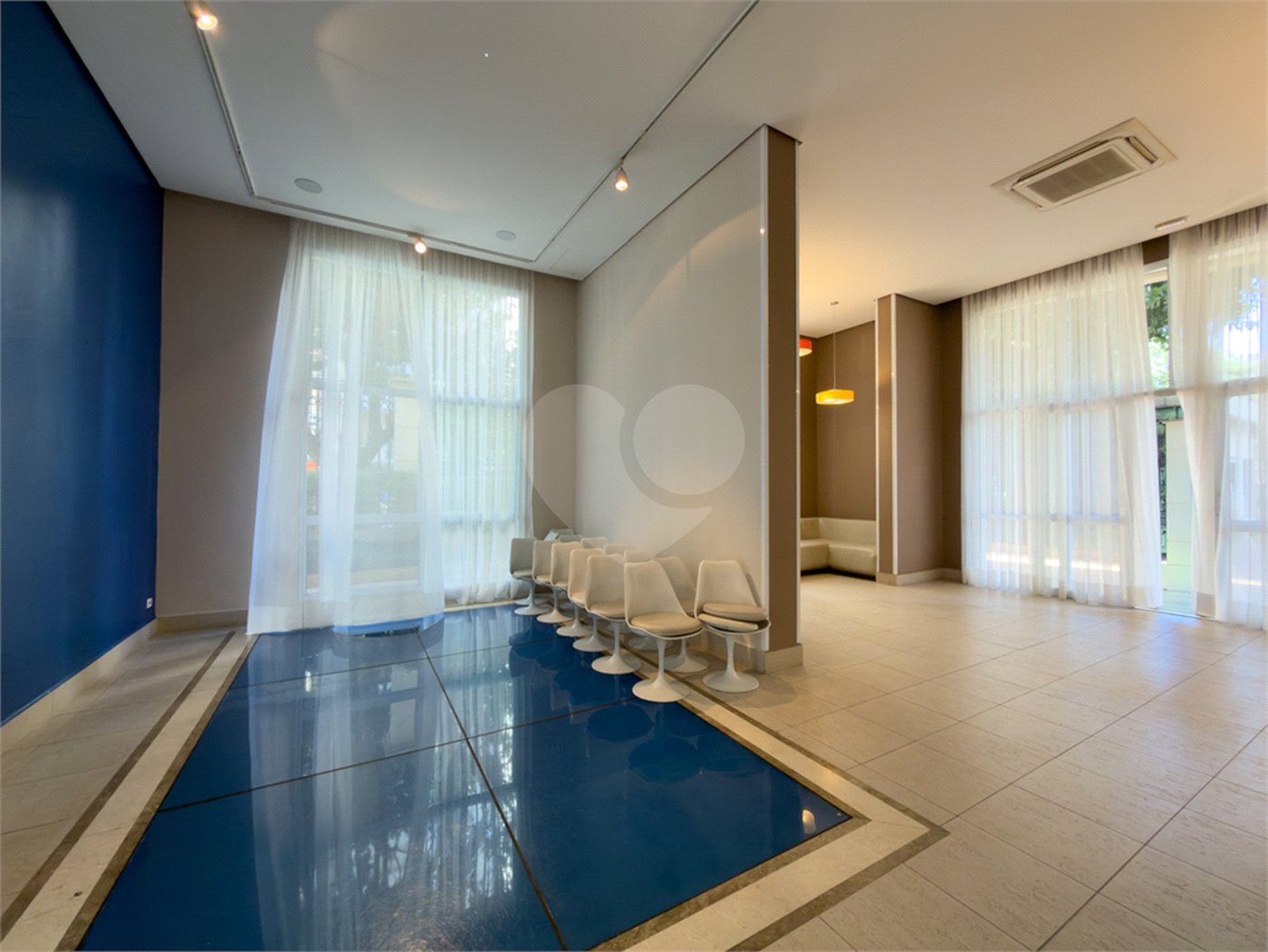 Apartamento à venda com 4 quartos, sendo 3 suítes,  em Vila Romana, São Paulo, SP