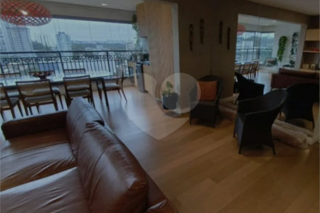Apartamento para alugar com 3 suítes em Chácara Santo Antônio, São Paulo, SP
