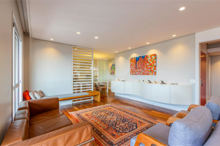 Apartamento à venda com 4 quartos, sendo 3 suítes,  em Real Parque, São Paulo, SP