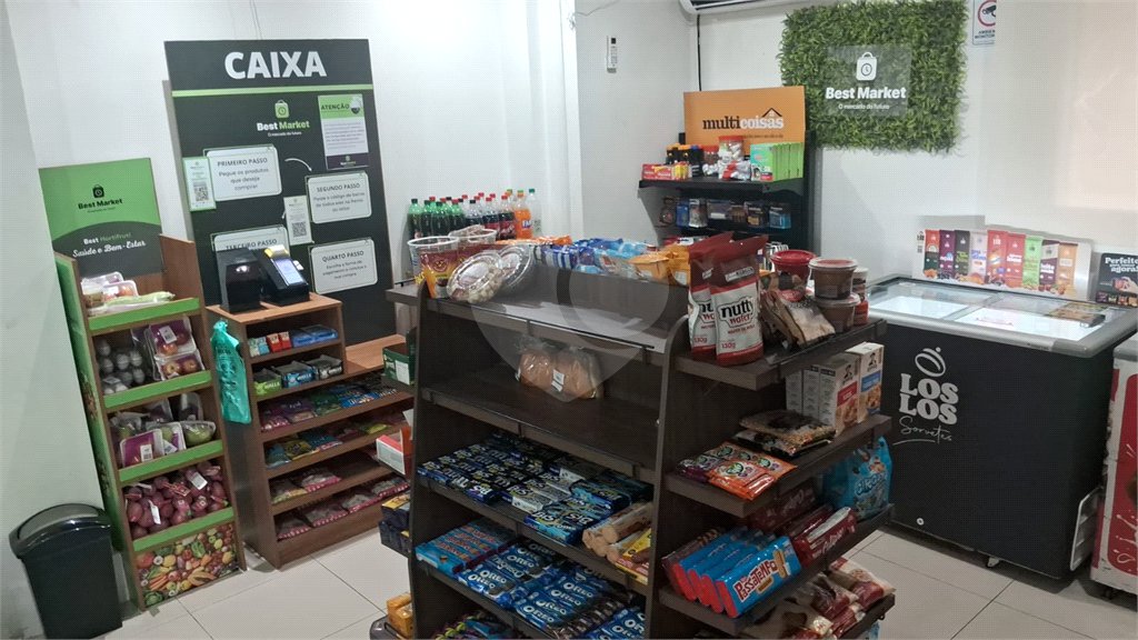 Apartamento à venda com 3 quartos, sendo 1 suíte, em Água Branca, São Paulo, SP