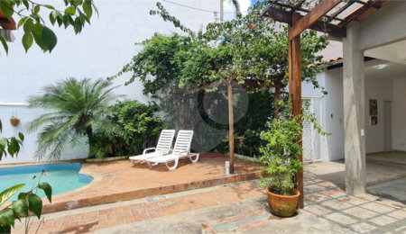Sobrado à venda com 5 quartos, sendo 4 suítes,  em Brooklin Velho, São Paulo, SP