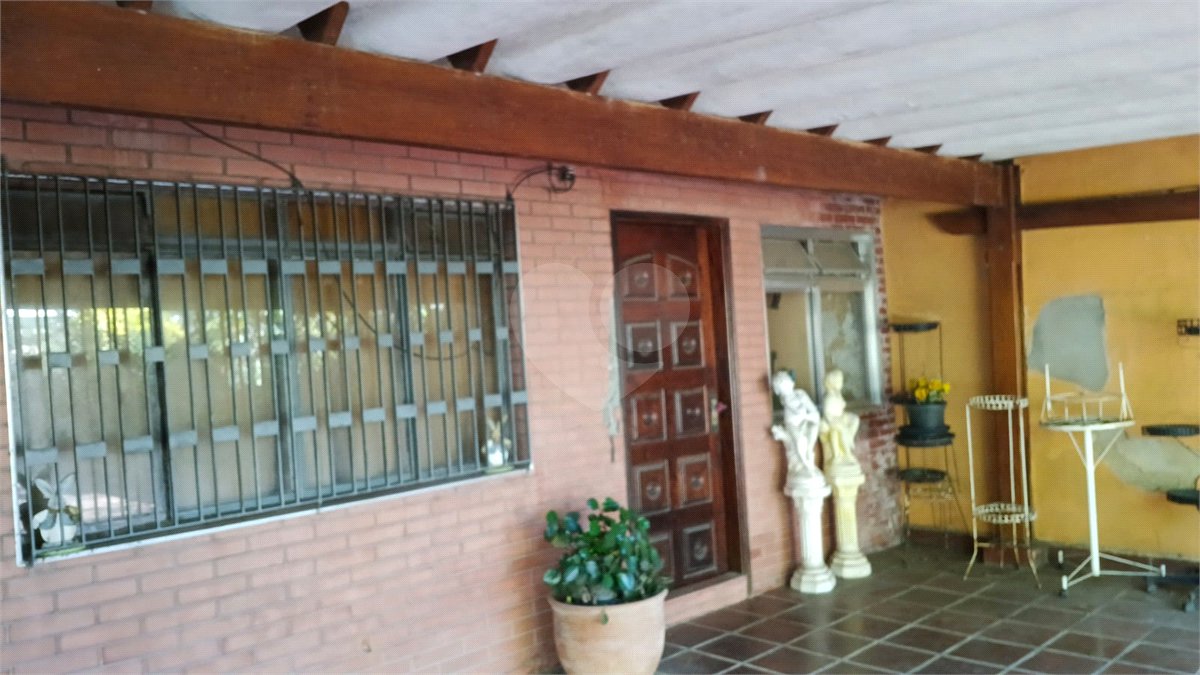 Casa Térrea à venda com 3 quartos em Interlagos, São Paulo, SP