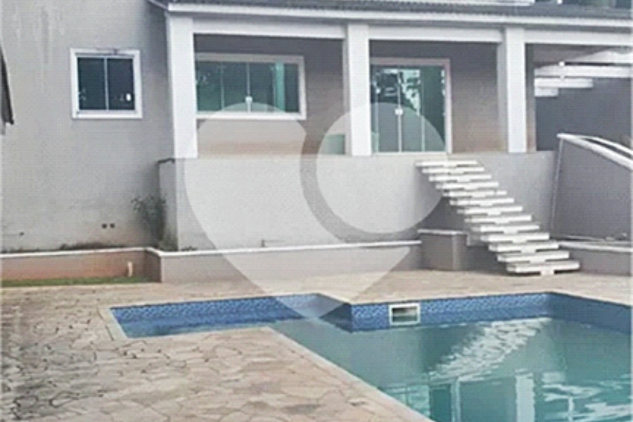 Casa à venda com 3 suítes no condomínio Sausalito, Mairiporã - SP