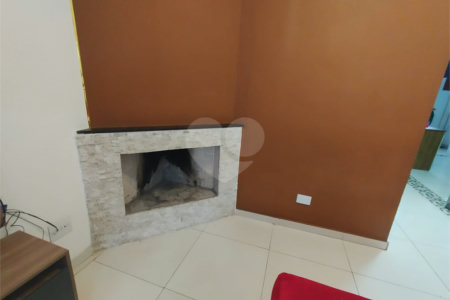 Casa à venda com 2 quartos, sendo 1 suíte, no condomínio Residencial Viva Vida, Cotia - SP