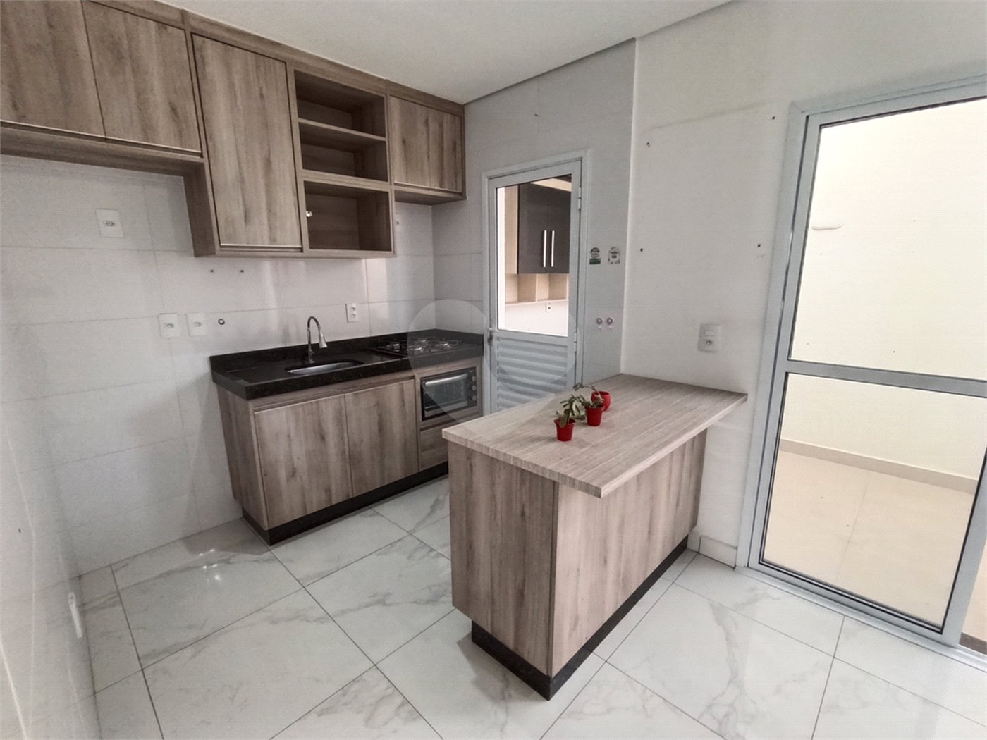 Casa à venda com 2 suítes no condomínio Residencial Américo Figueiredo, Sorocaba - SP