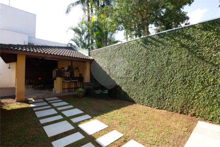 Casa Térrea à venda com 3 quartos, sendo 1 suíte, em Brooklin, São Paulo, SP