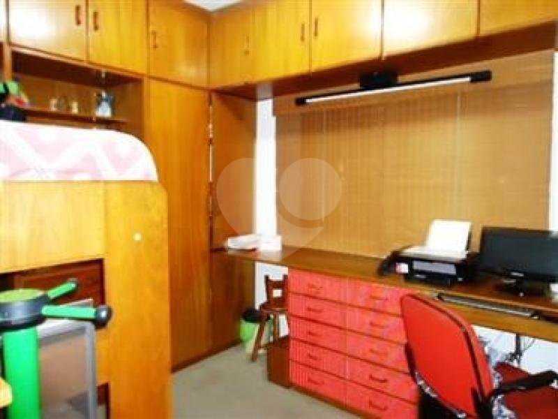 Sobrado à venda com 3 quartos, sendo 1 suíte, em Parada Inglesa, São Paulo, SP