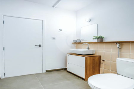 Apartamento à venda com 3 quartos, sendo 1 suíte, em Itaim Bibi, São Paulo, SP