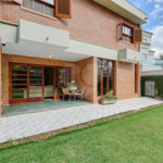 Casa à venda com 3 quartos, sendo 2 suítes, no condomínio Granja do Morumbi, São Paulo - SP