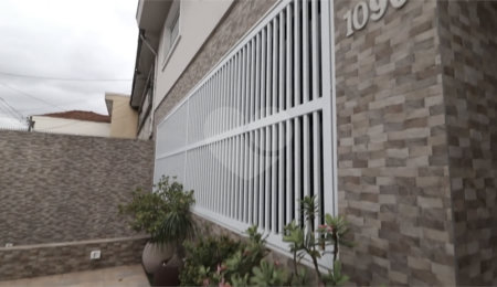 Sobrado à venda com 4 quartos em Vila Guilherme, São Paulo, SP