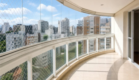 Apartamento à venda com 3 suítes em Moema, São Paulo, SP