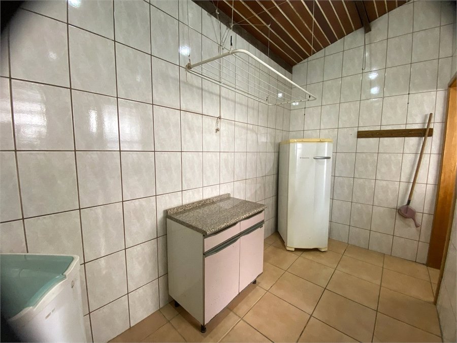 Casa Térrea para alugar com 3 quartos, sendo 1 suíte, em Jardim Alvinópolis, Atibaia, SP