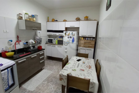 Casa à venda com 3 quartos em Jardim São Jorge, São Paulo, SP