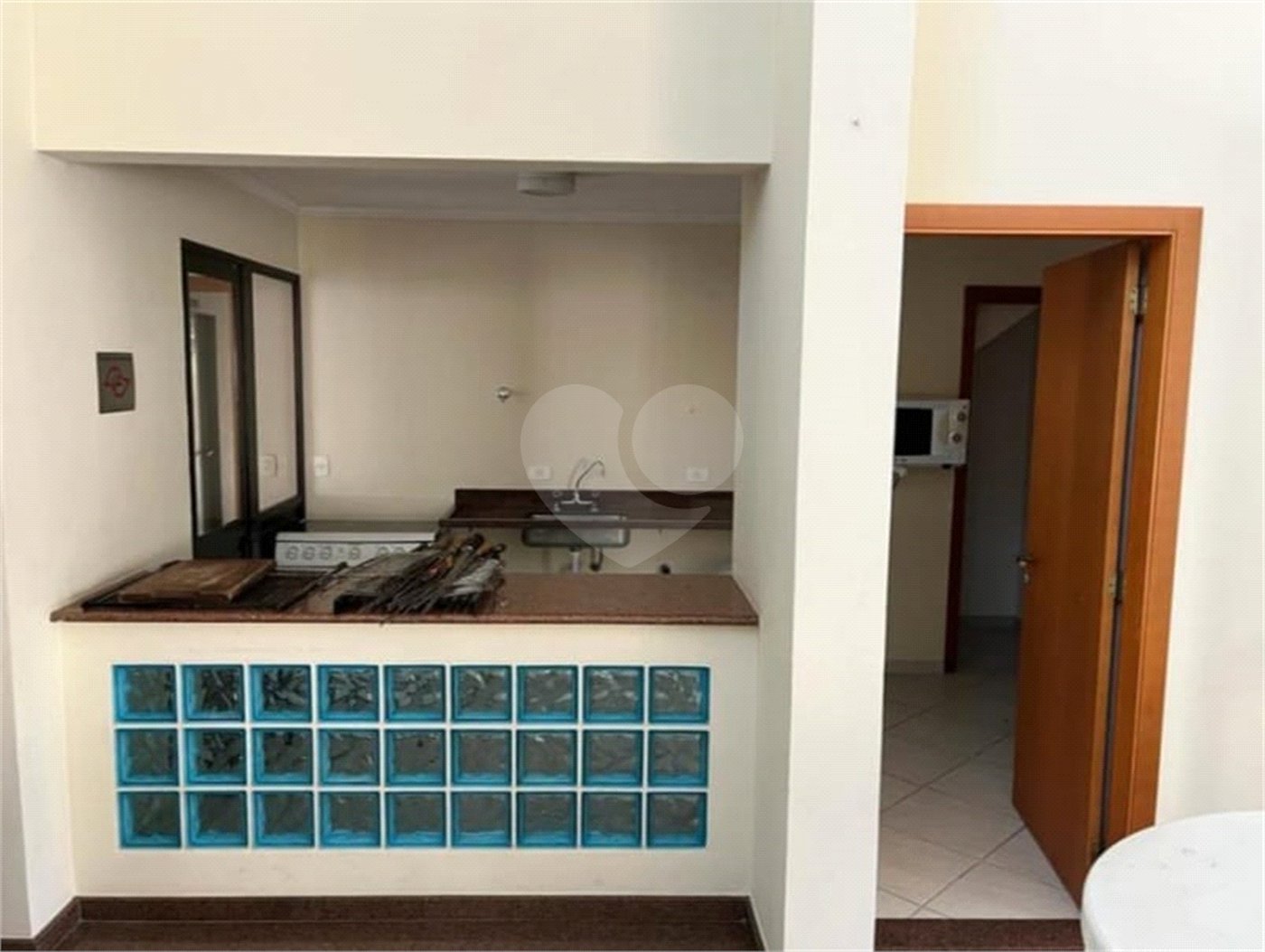 Apartamento à venda com 4 quartos, sendo 1 suíte,  em Saúde, São Paulo, SP