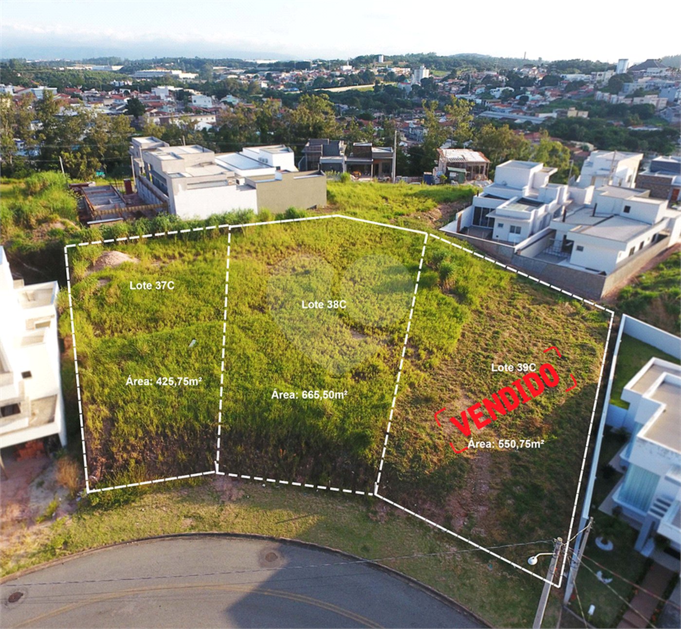 Terreno à venda em Residencial Jatobás, Louveira, SP