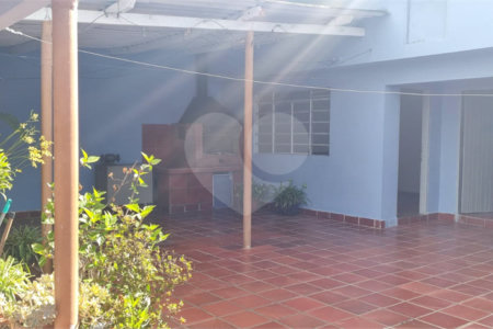 Casa Térrea à venda com 3 quartos, sendo 1 suíte, em Jardim Taboão, São Paulo, SP