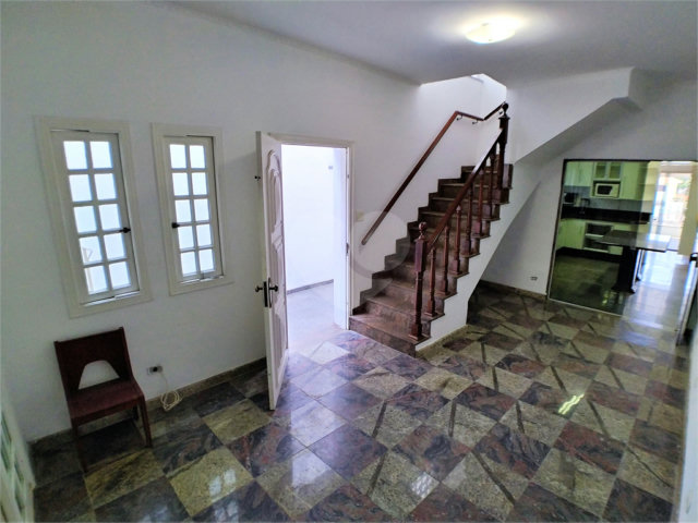 Sobrado à venda com 3 quartos, sendo 1 suíte,  em Vila Mazzei, São Paulo, SP