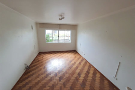 Sobrado à venda com 3 quartos, sendo 1 suíte, em Jardim Bonfiglioli, São Paulo, SP