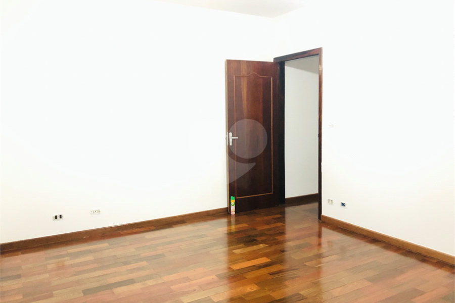 Sobrado à venda com 3 quartos, sendo 1 suíte, em Santana, São Paulo, SP