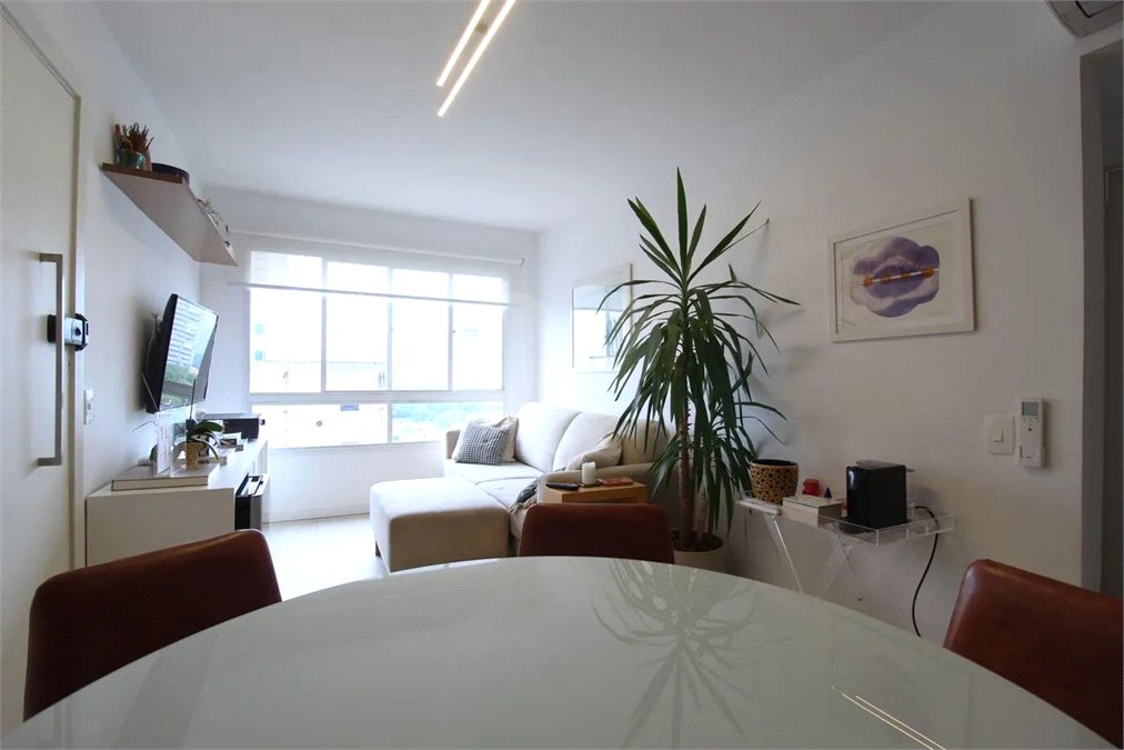 Apartamento à venda com 2 quartos em Vila Olímpia, São Paulo, SP